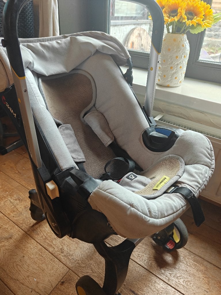 Doona kinderwagen, Ophalen, Zo goed als nieuw, Kinderwagen, Overige merken