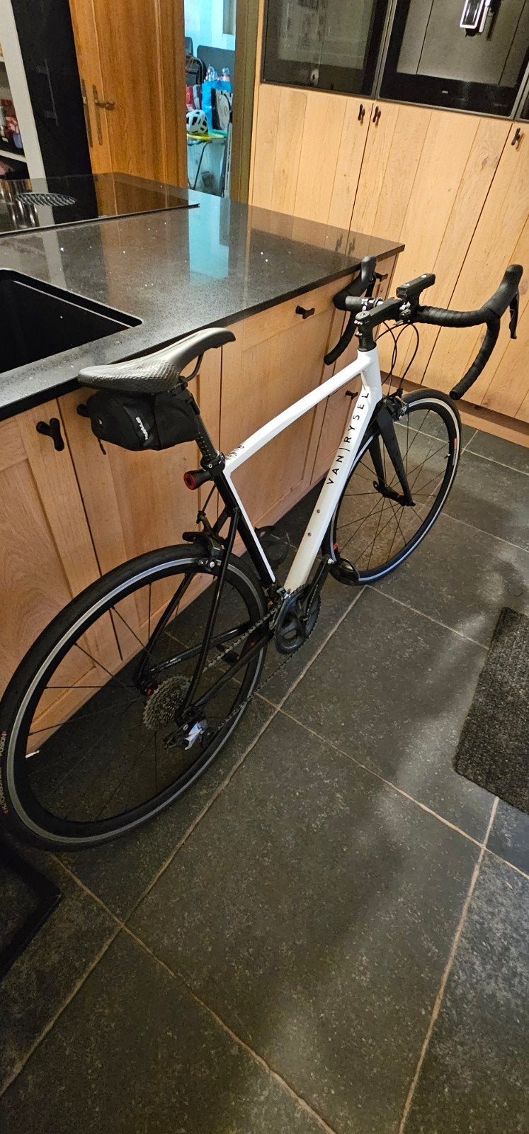 Van Rysel EDR AF Ultegra maat M, Vélos & Vélomoteurs, Autres marques, Frein sur jante, Aluminium, Comme neuf