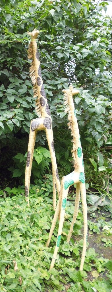 Duo de girafes XXL en fibre végétale – 137 et 181 cm, Mammifère, 1 mètre - 2 mètres, Enlèvement, Matériau naturel