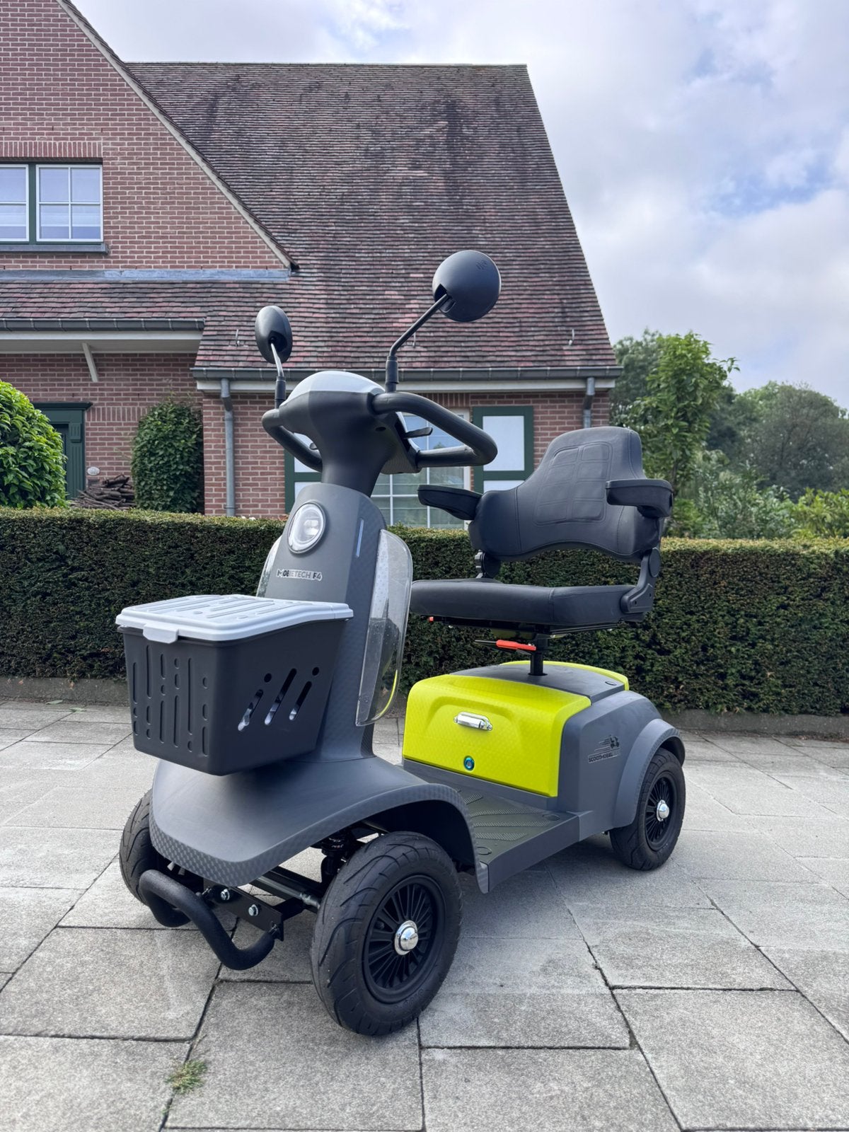 Mobitech F4 Prachtig, modern Scootmobiel ( Nieuwe ), Ophalen of Verzenden, Inklapbaar, Nieuw, Elektrische rolstoel