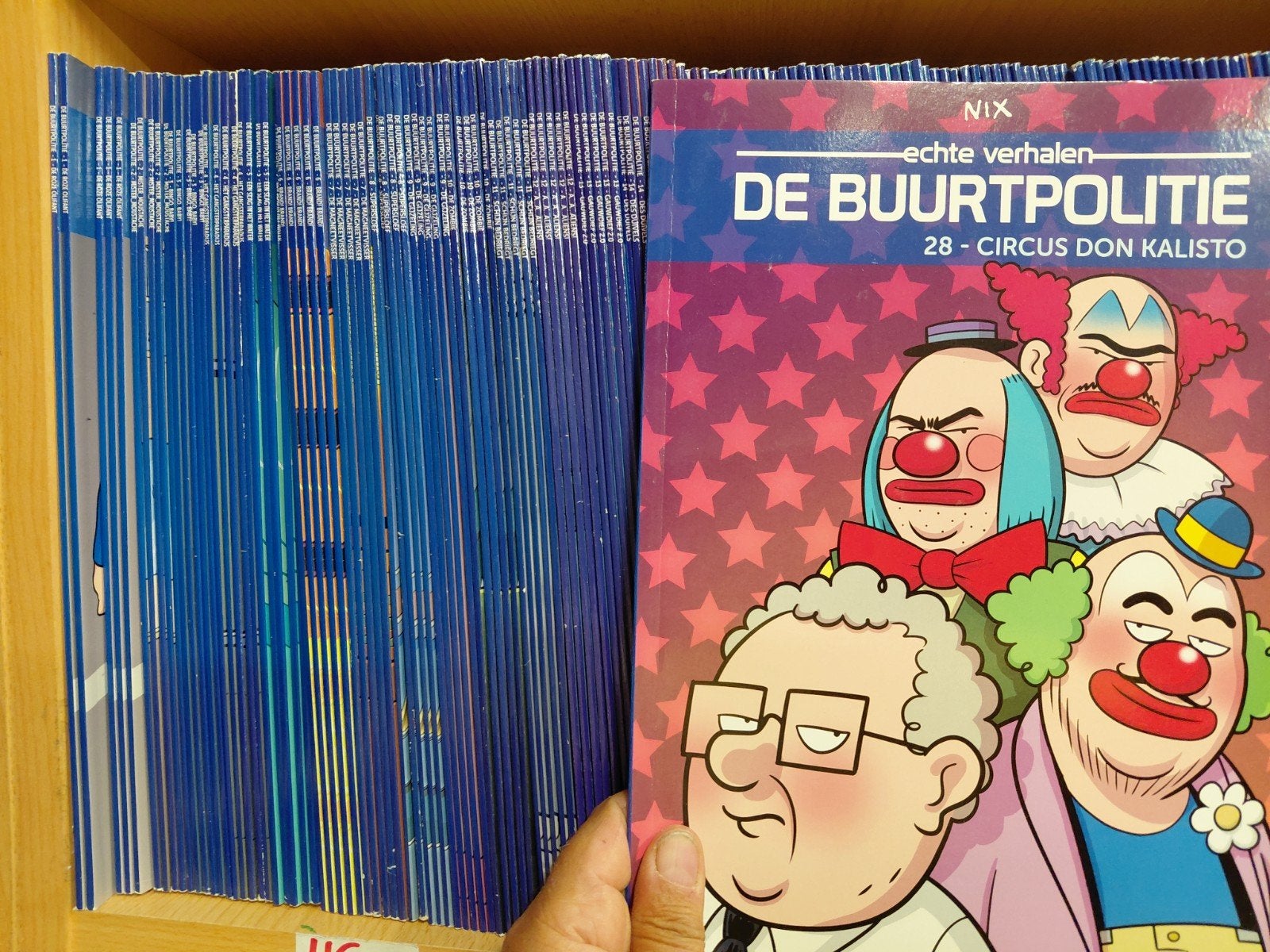 de buurtpolitie per stuk 3€, Livres, Enlèvement ou Envoi