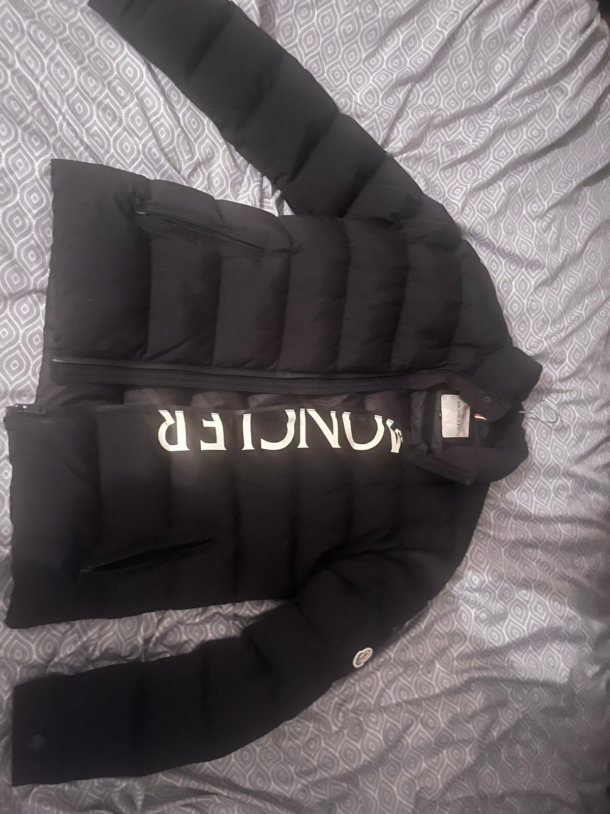 Moncler jas Maat S, Kleding | Heren, Ophalen, Zo goed als nieuw, Maat 46 (S) of kleiner, Zwart