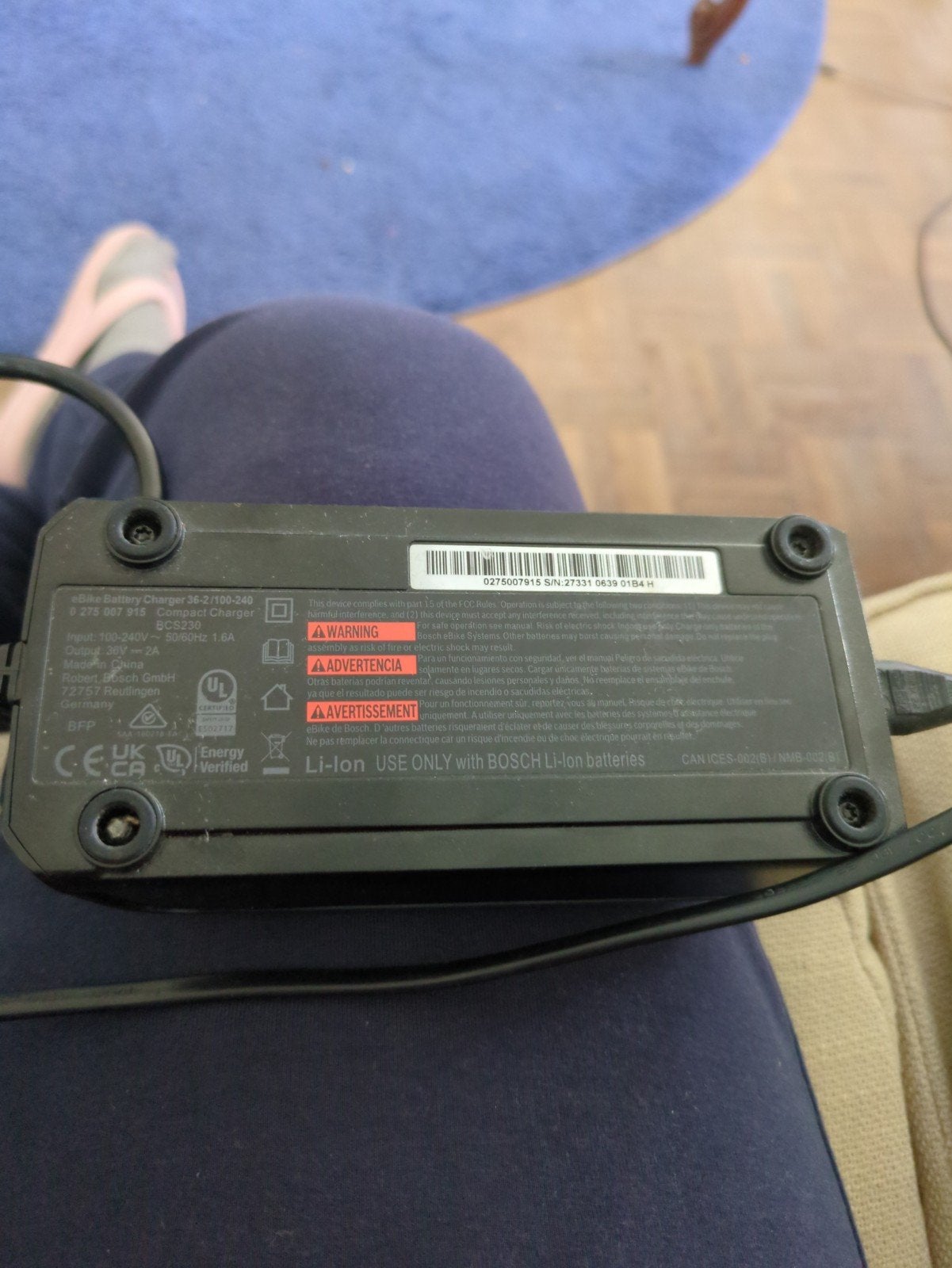 Bosch Compact Acculader - Elektrische fietsoplader - 2 Amp, Fietsen en Brommers, Zo goed als nieuw