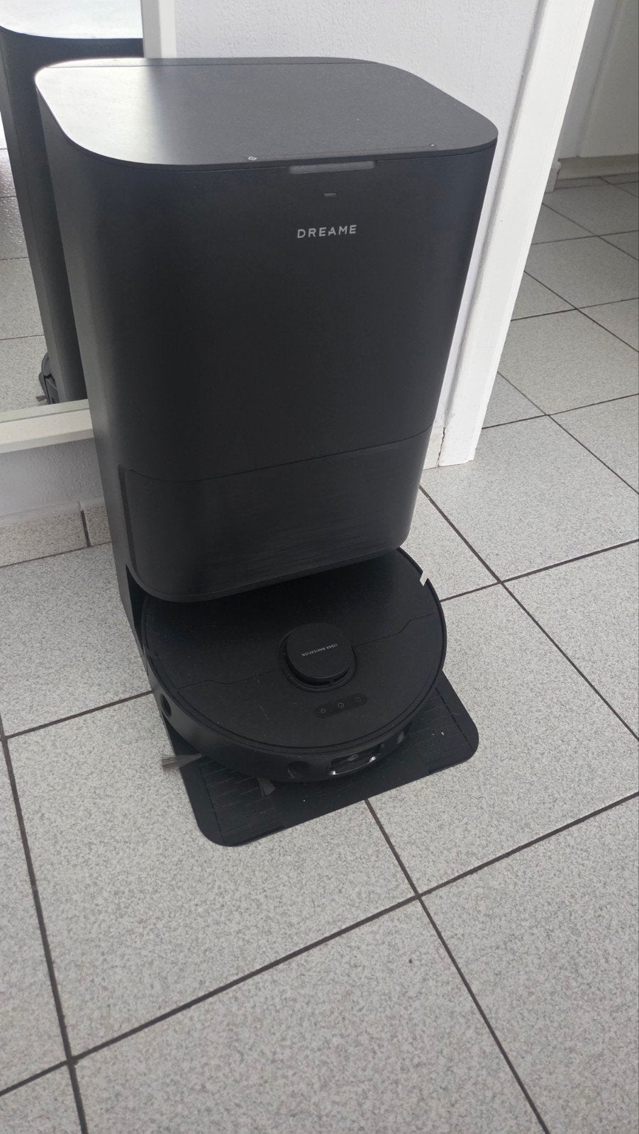 robot aspirateur laveur, Dreame, Enlèvement ou Envoi, Comme neuf, 2000 watts ou plus