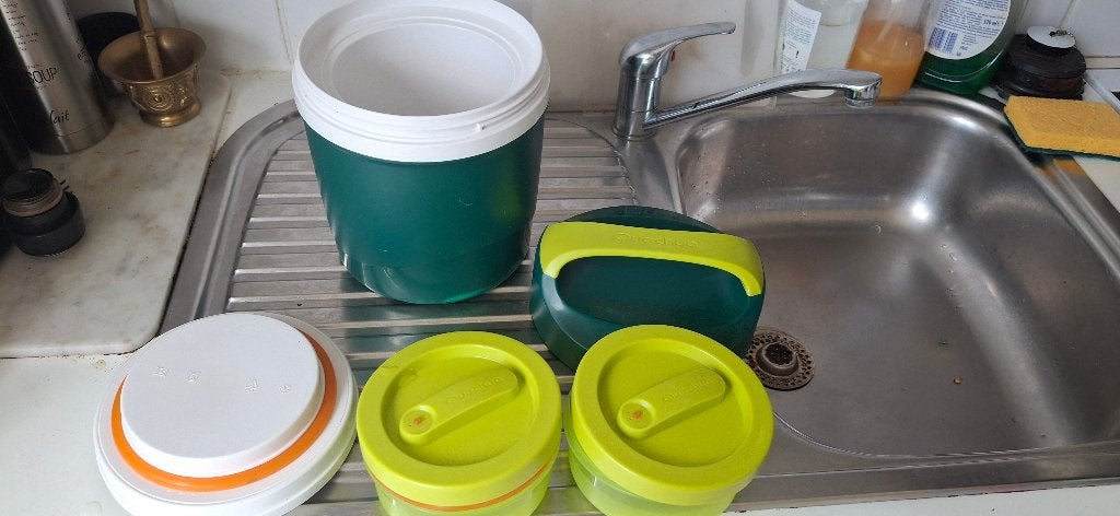 Thermos de camping Quechua, 4 à 10 tasses, Enlèvement, Comme neuf, Combiné