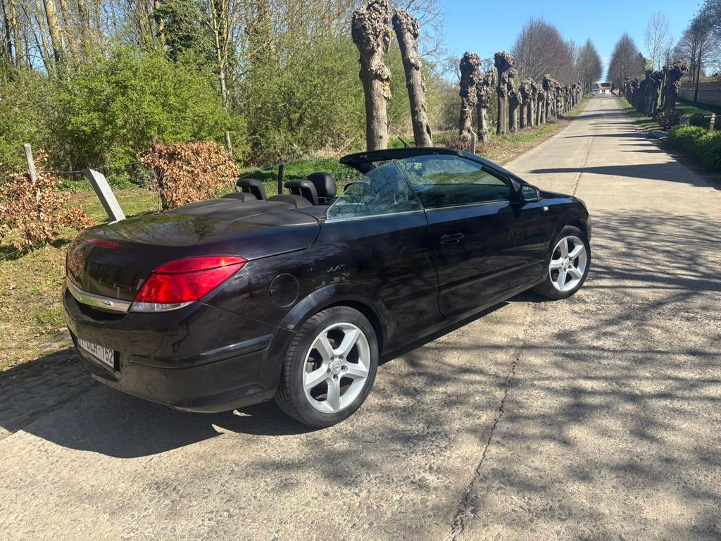 Astra twintop 1.9 bj2007,, Auto's, Opel, Particulier, Astra, Zwart, Leder, Ophalen