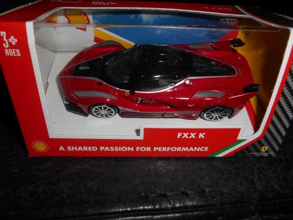 Burago 1/43 Ferrari FXX  K, Ophalen of Verzenden