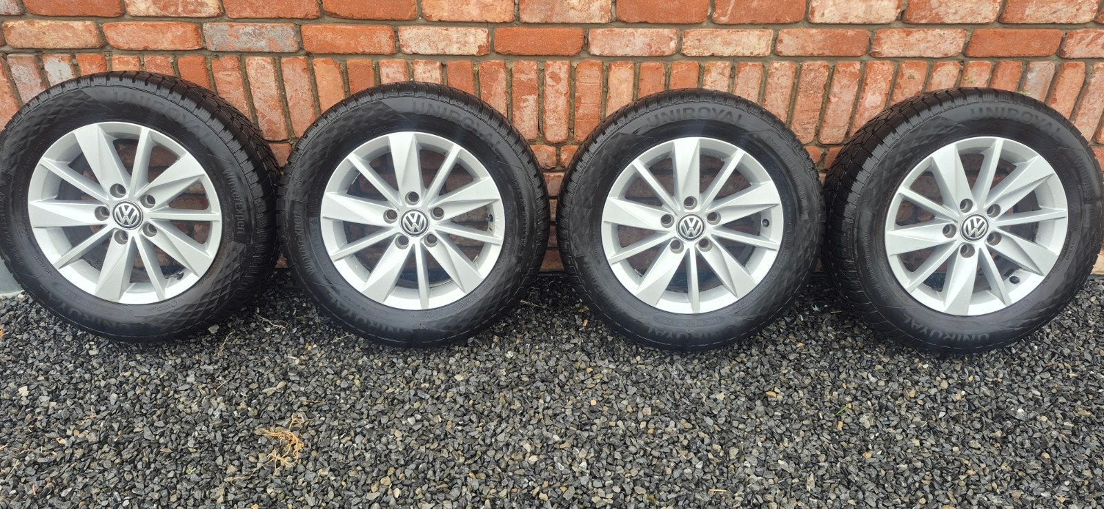Winterset 15 inch originele VW Golf velgen + Uniroyal band, Auto-onderdelen, Banden en Velgen, Ophalen, 15 inch, Winterbanden