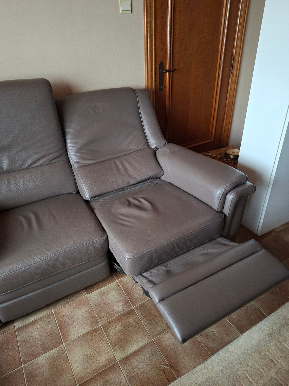 Siège biplace + siège biplace avec fauteuil inclinable, Enlèvement, Utilisé, Cuir