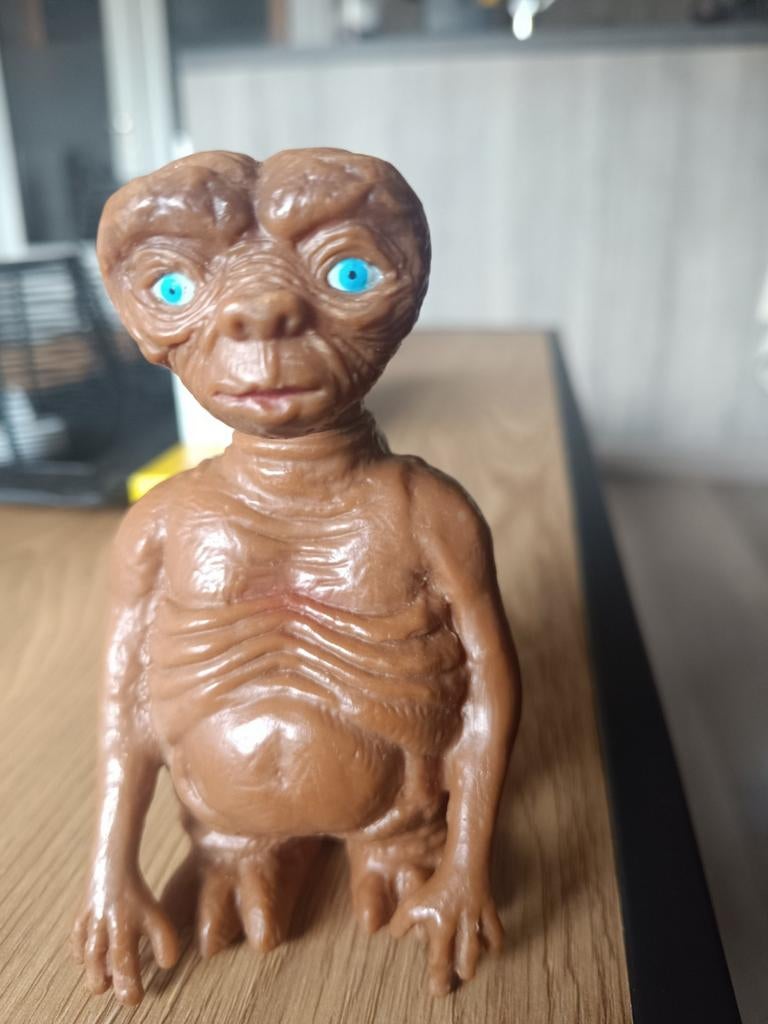 ET, Ophalen, Zo goed als nieuw
