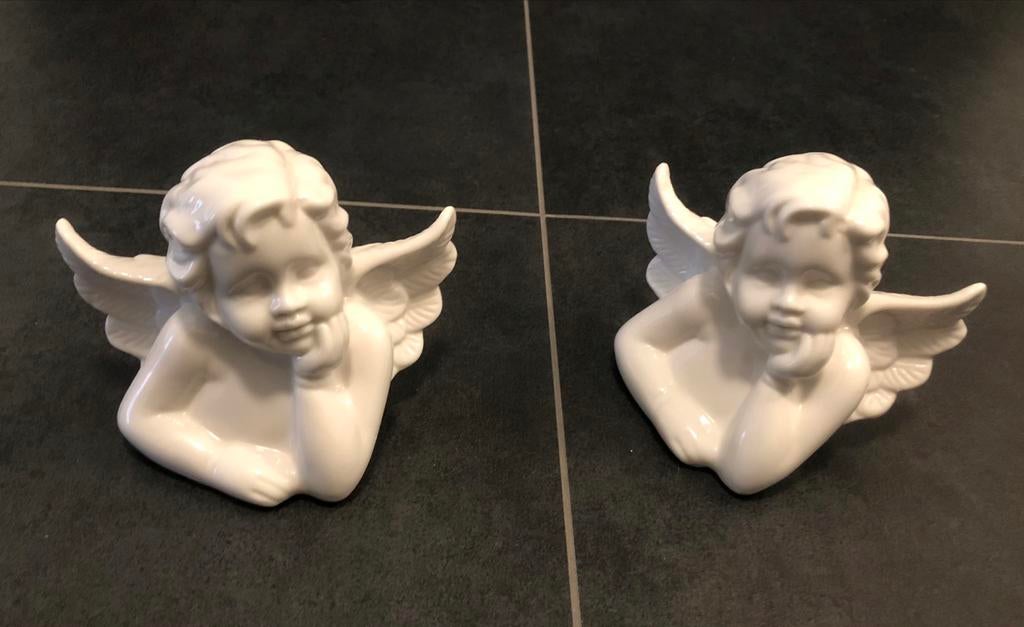 Beeldjes Engel 2 stuks porselein., Enlèvement ou Envoi