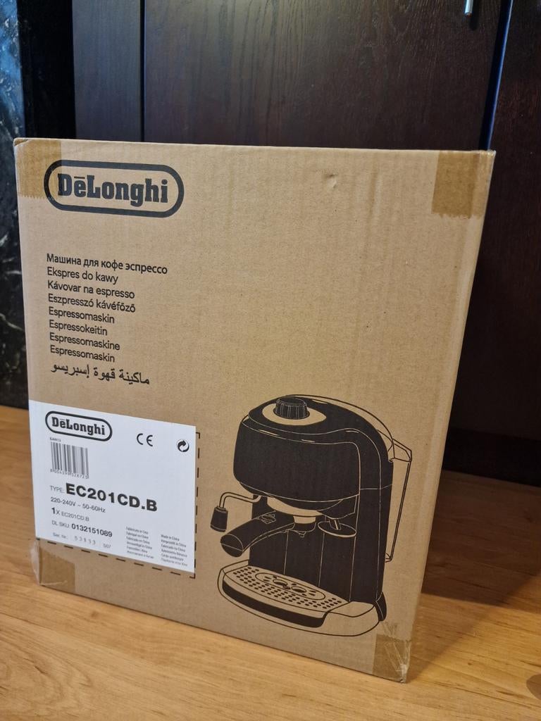 Nieuw De’Longhi coffee (Cappuccino)machine., Elektronische apparatuur, Ophalen, Espresso apparaat, Gemalen koffie, Stoompijpje