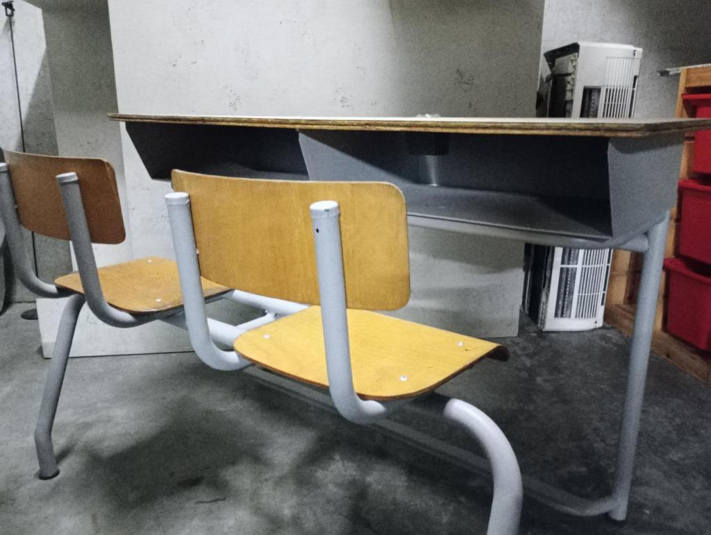 Schoolbankje, Enlèvement, Utilisé