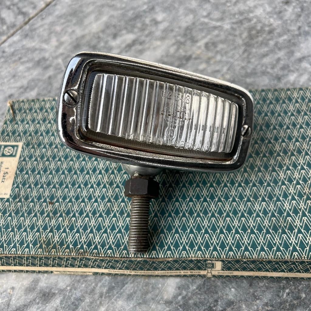 VW Hella mistlamp achteruitrijlamp Beetle KG Type 3, Auto diversen, Auto-accessoires, Gebruikt, Ophalen of Verzenden