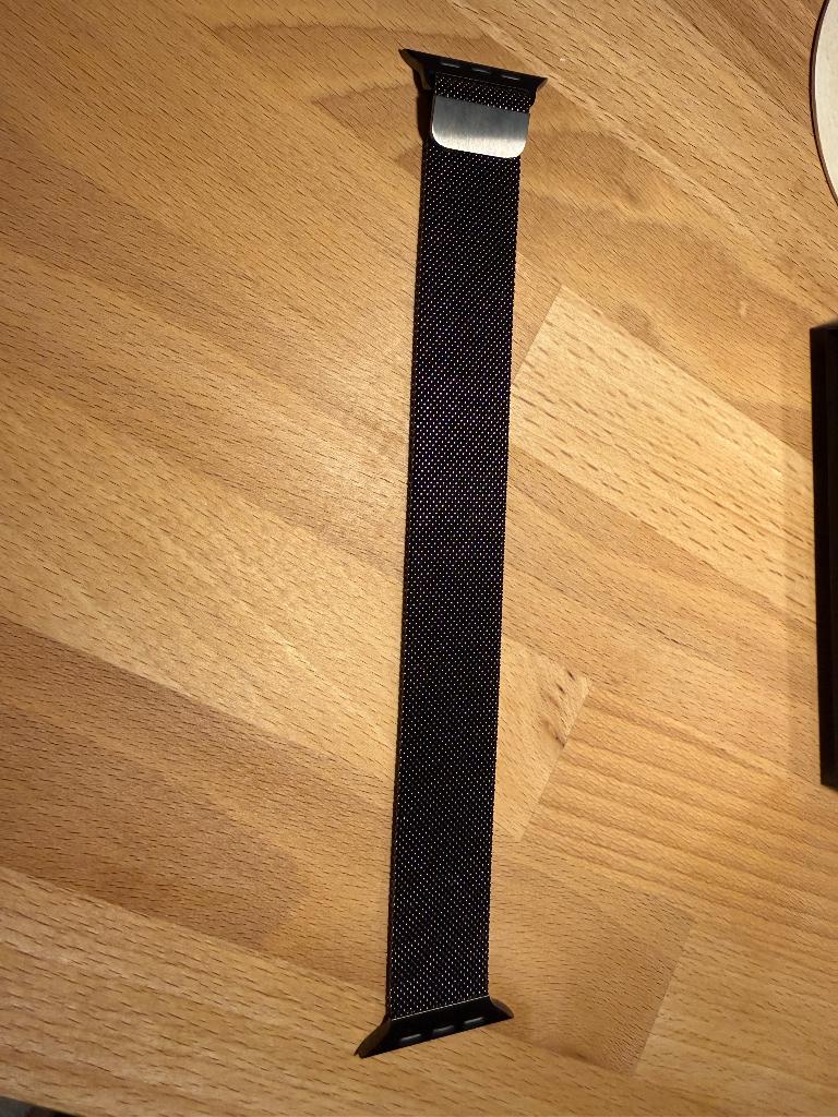 Apple Watch 46 mm S/M, Milanese leisteenkleurige horlogeband, Zwart, IOS, Ophalen of Verzenden, Zo goed als nieuw