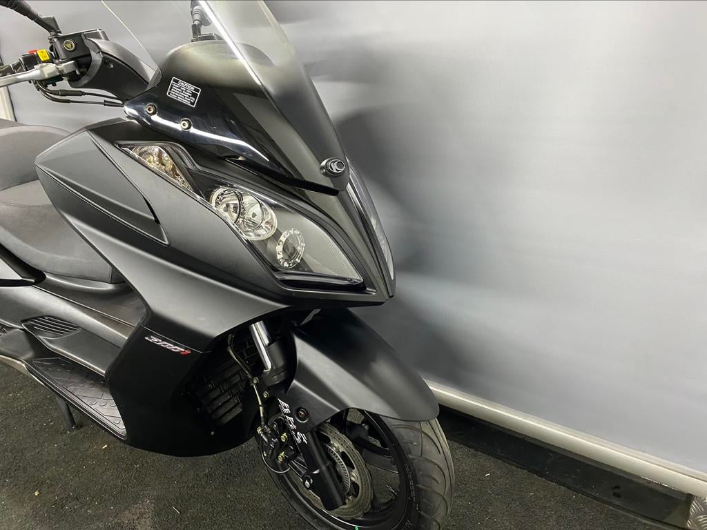 KYMCO DINK STREET 300i PERFECTE STAAT *** garantie ***, Bedrijf