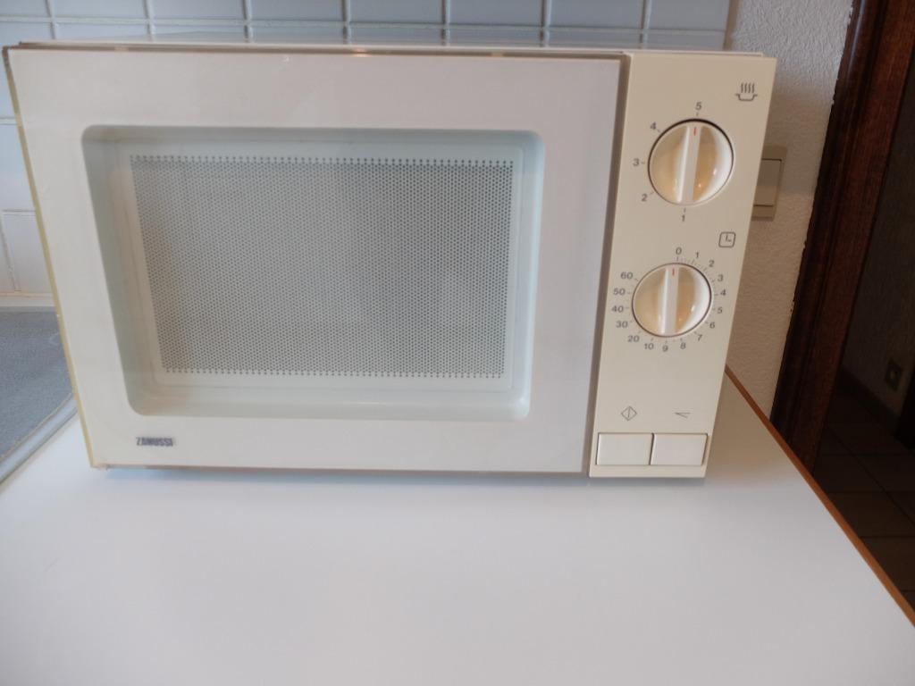 microgolfoven, Elektronische apparatuur, Microgolfovens, Ophalen, Zo goed als nieuw, Vrijstaand, Microgolfoven