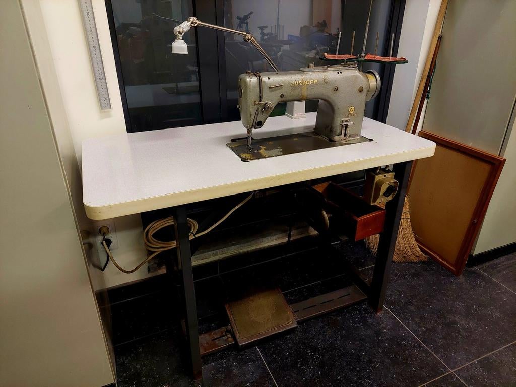 Durkopp naaimachine, Enlèvement, Utilisé, Machine à coudre
