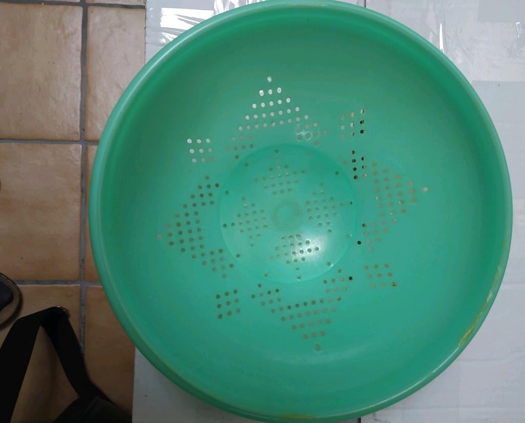 Vergiet Tupperware, diameter 25 cm, Ophalen of Verzenden, Zo goed als nieuw