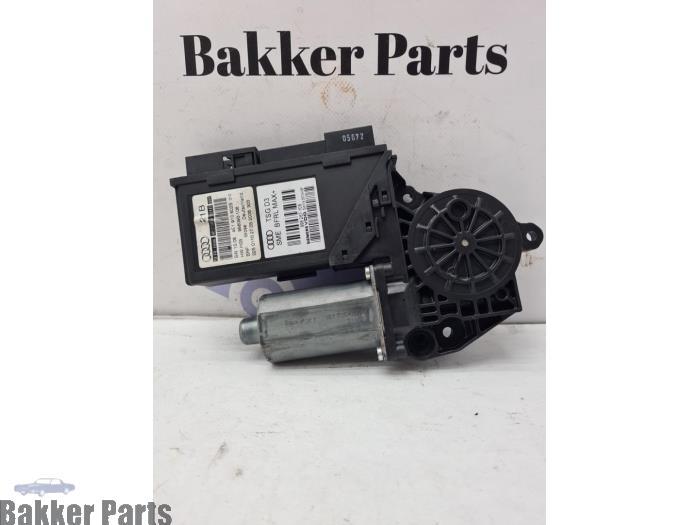 Moteur de vitre portière d'un Audi A8, -, -, 3 mois de garantie, Audi