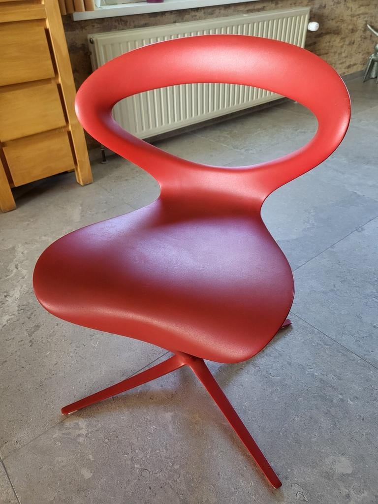 Chaises Design Infiniti, Huis en Inrichting, Stoelen, Zo goed als nieuw, Vier, Overige materialen, Rood, Ophalen