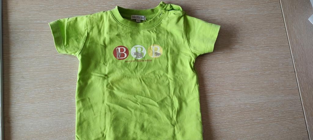 T shirt bébé différent 2 euros ensemble, Enlèvement ou Envoi, Utilisé, Taille 80