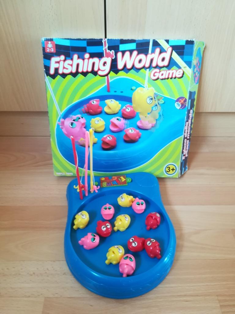 Fishing world game, Drie of vier spelers, Ophalen of Verzenden, Zo goed als nieuw