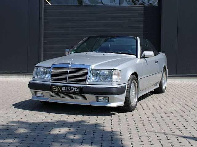 Mercedes-Benz CE 300 CE-24, Auto's, Automaat, 4 zetels, Zwart, Cabriolet
