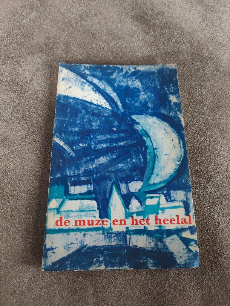 Dichtbundel de muze en het heelal, Ophalen of Verzenden, Gelezen
