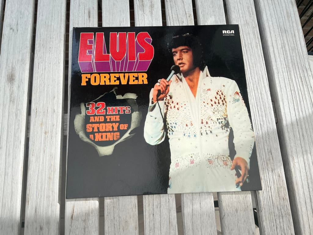 5 LPs en singel an Elis Presley