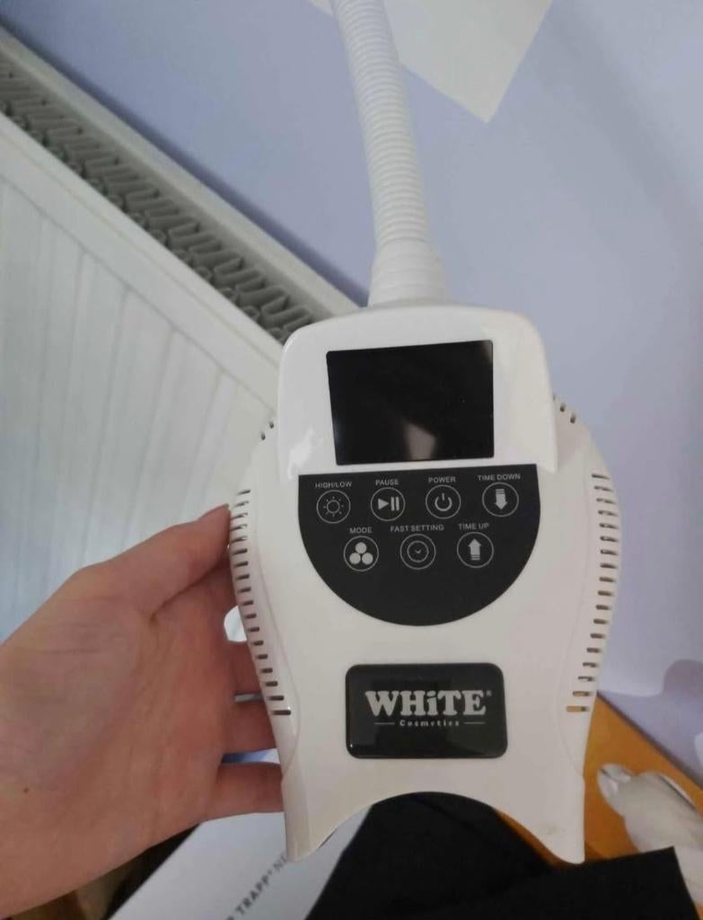 Tandenbleek lamp + toebehoren, Elektronische apparatuur, Persoonlijke Verzorgingsapparatuur, Zo goed als nieuw, Mondverzorging