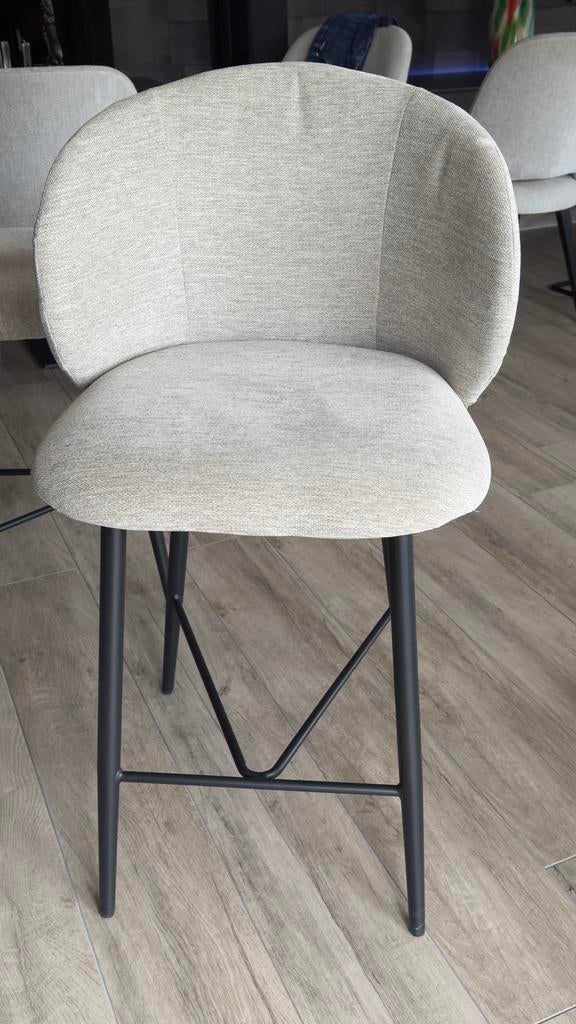 2 barkrukken zithoogte 60 cm, Huis en Inrichting, Barkrukken, Zo goed als nieuw, Ophalen