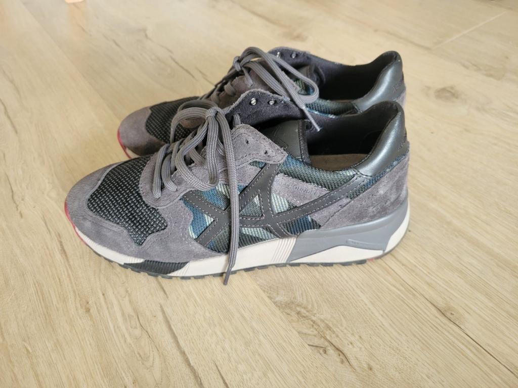 Mephisto  kaki sneakers  40,5-41., Ophalen of Verzenden