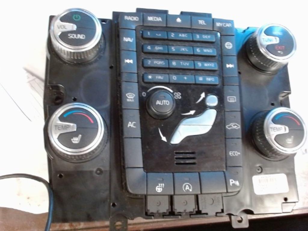 Commande chauffage Volvo V70 2 break 31443425  (400A), Enlèvement, Utilisé, Volvo