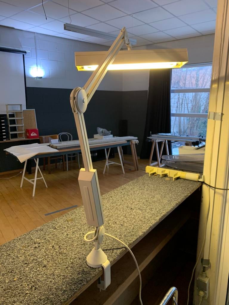 Lampe de table réglable en métal de LUXO - avec pince, Maison & Meubles, Enlèvement, Utilisé, Métal, 50 à 75 cm