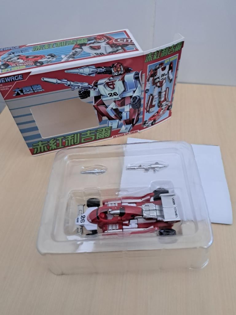 Transformers Newage Spy Shean Mirage rouge, Collections, Transformers, G1, Enlèvement ou Envoi, Comme neuf, Autobots