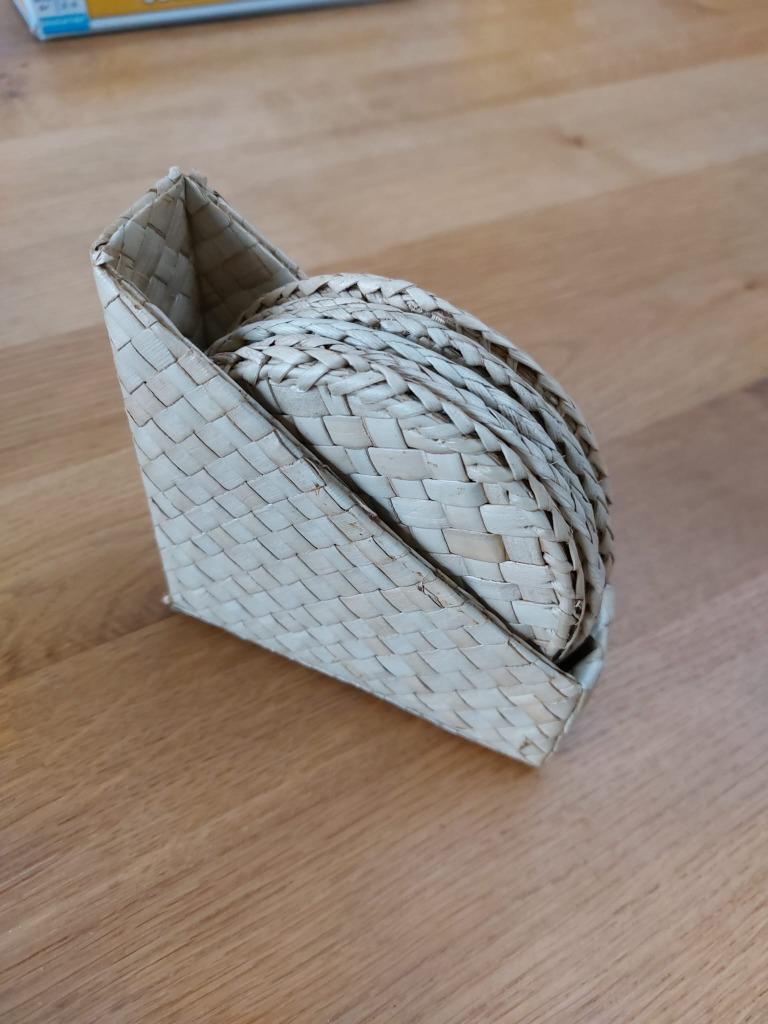 Set van 6 rieten onderleggers, Huis en Inrichting, Woonaccessoires | Onderzetters, Ophalen of Verzenden, Zo goed als nieuw