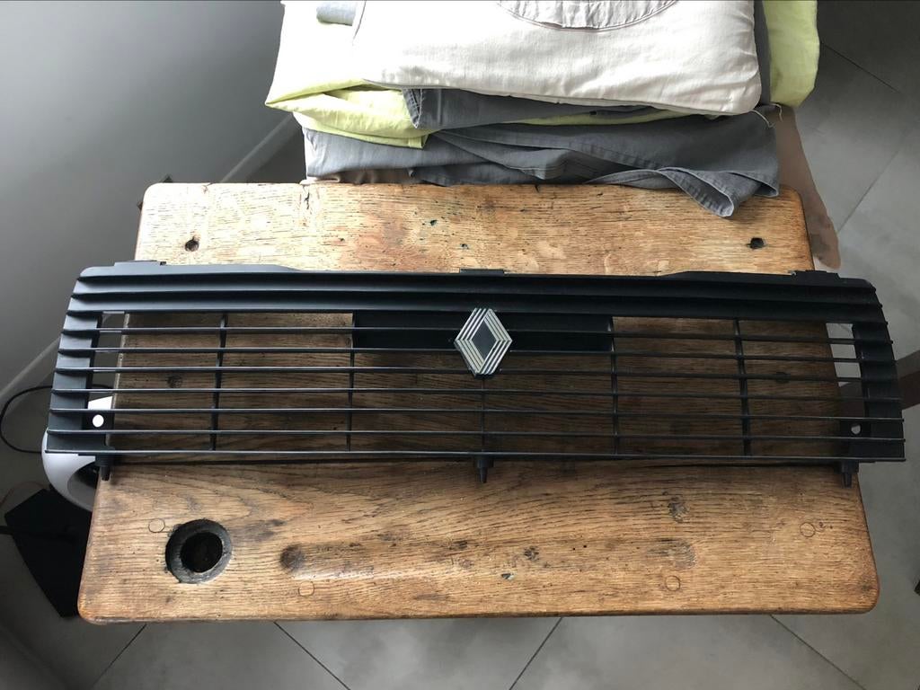 calandre Renault 14 r14, Neuf, Avant, Pièces Oldtimer ou Ancêtre