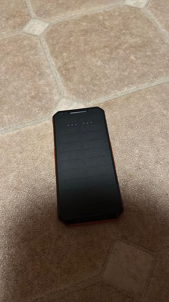 Solar Powerbank! Draadloze Oplaad Mogelijkheid! Met Zaklamp!, Ophalen of Verzenden, Zo goed als nieuw, AllPowers