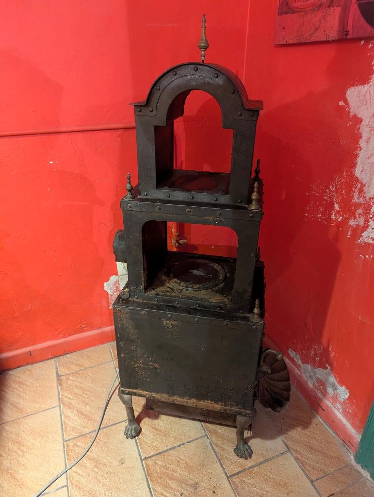 Kleine decoratieve houtkachel uit de Napoleon III-periode, Huis en Inrichting, Ophalen, Gebruikt
