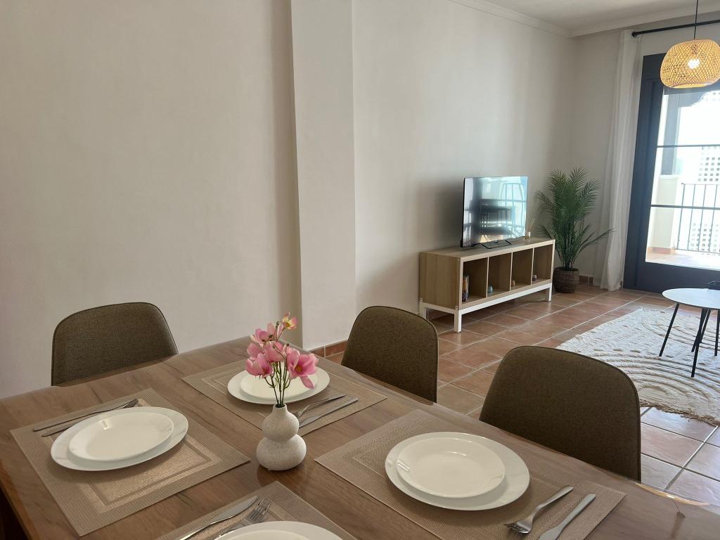 Appartement te huur tussen zee en bergen.