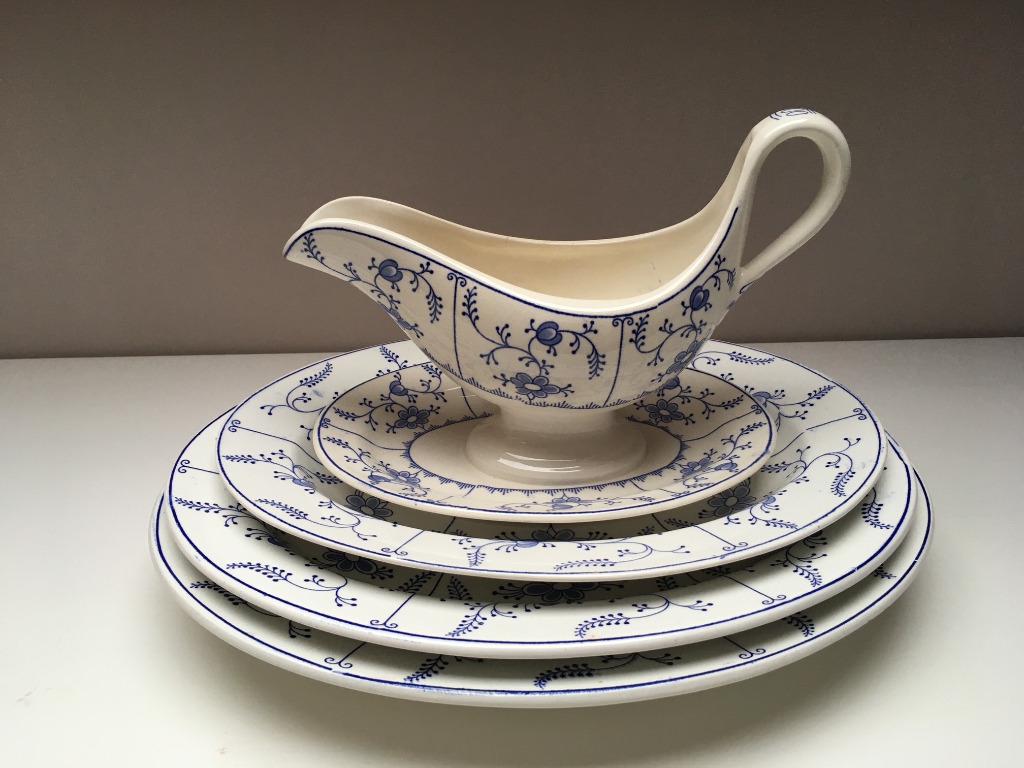 Service Nimy Saxe bleu & blanc - Plats et saucière, Antiquités & Art, Enlèvement