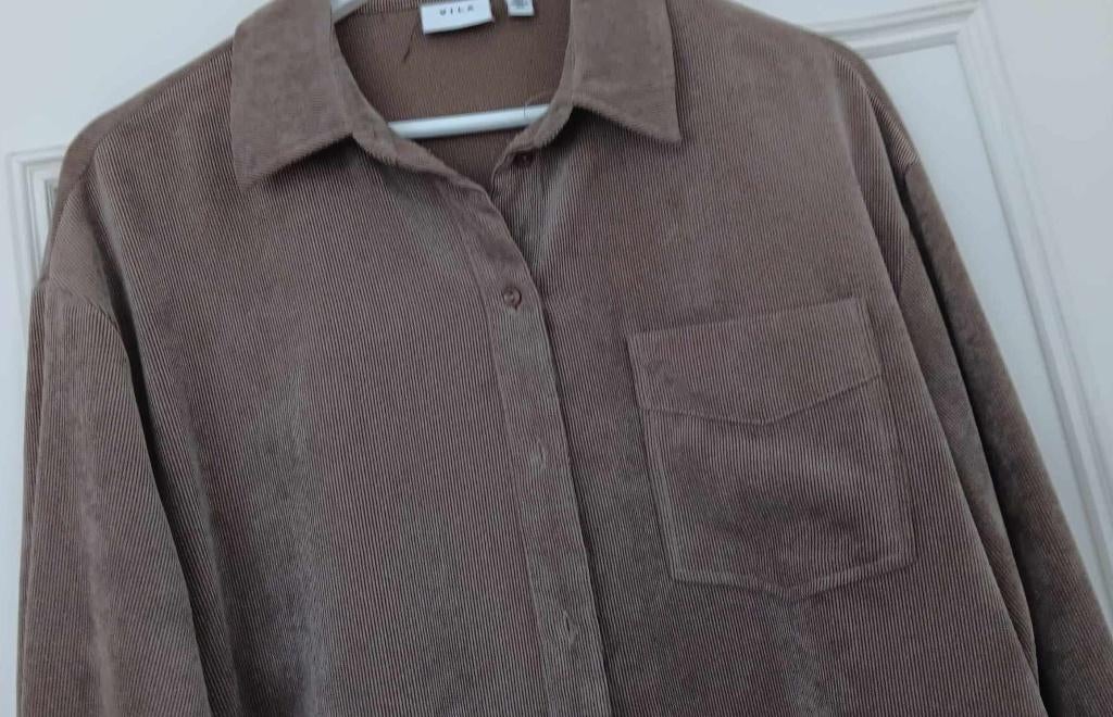 Bloes/hemd oversized Vila corduroy/ribfluweel  Maat M, Ophalen, Gedragen, Maat 38/40 (M)
