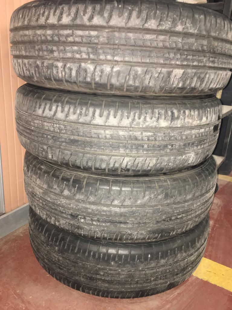 A vendre 4 pneus 205/65/16 95h Falken, Autos : Pièces & Accessoires, Pneu(s)