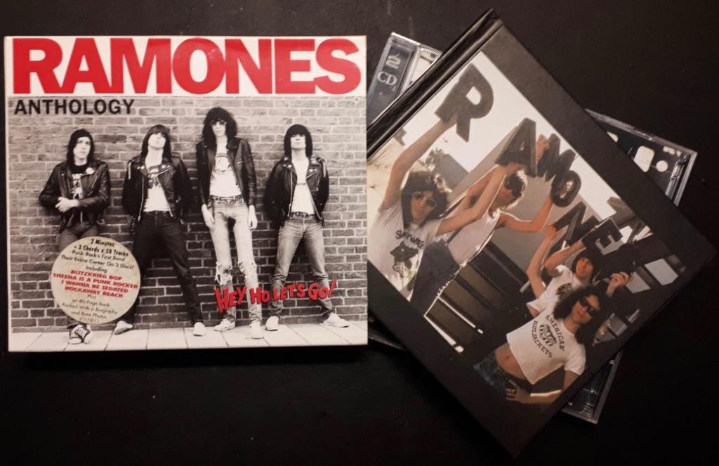 RAMONES - Anthology: Hey ho let's go! (Lim. Deluxe 2CD set), Enlèvement ou Envoi, Comme neuf, Pop rock