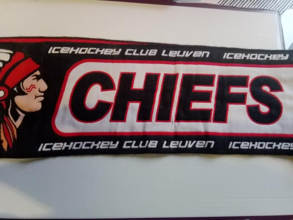 🪶Echarpe - Chiefs Leuven Ice Hockey - Foulard - collector �, Enlèvement ou Envoi, Comme neuf, Fanion ou Écharpe