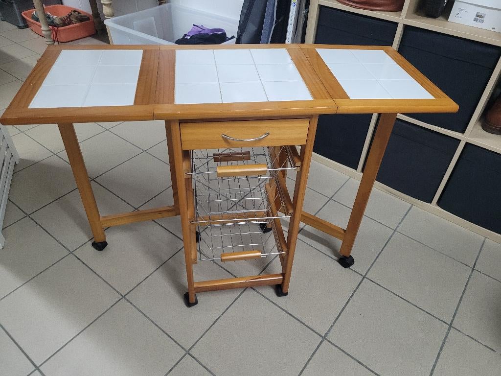 Tafeltje, 55 à 75 cm, Enlèvement ou Envoi, 45 à 60 cm, Utilisé