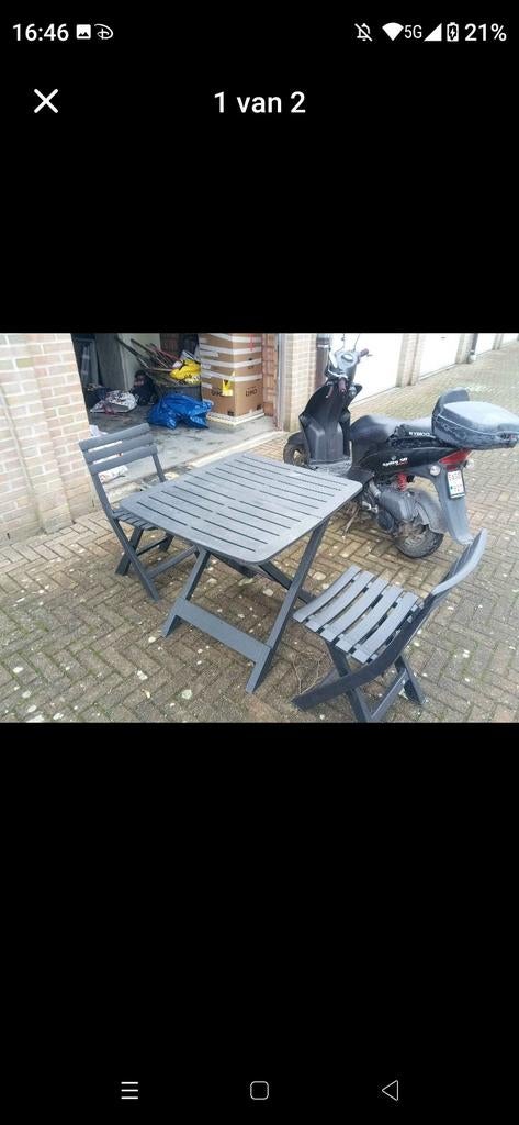 Tafel en stoelen, Ophalen