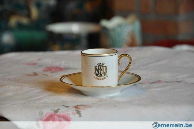 tasse de collection porcelaine limoge "lourdes", Collections, Utilisé