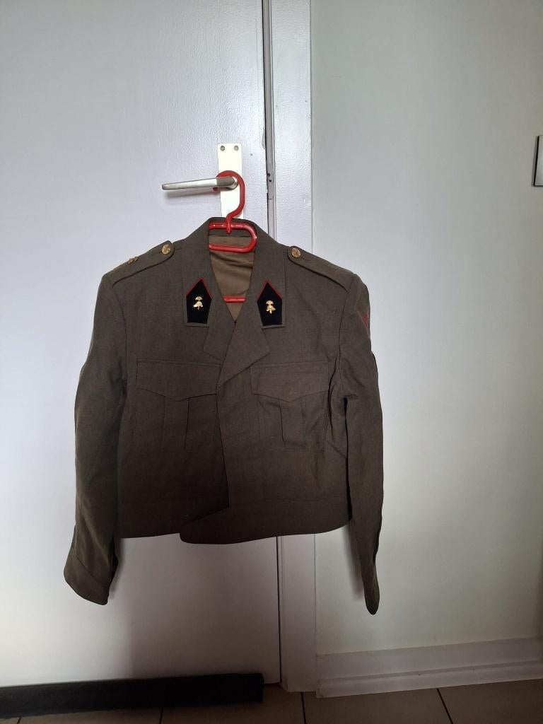 Leger ABL-servicedress + muts, Enlèvement